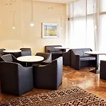 Europa 3*